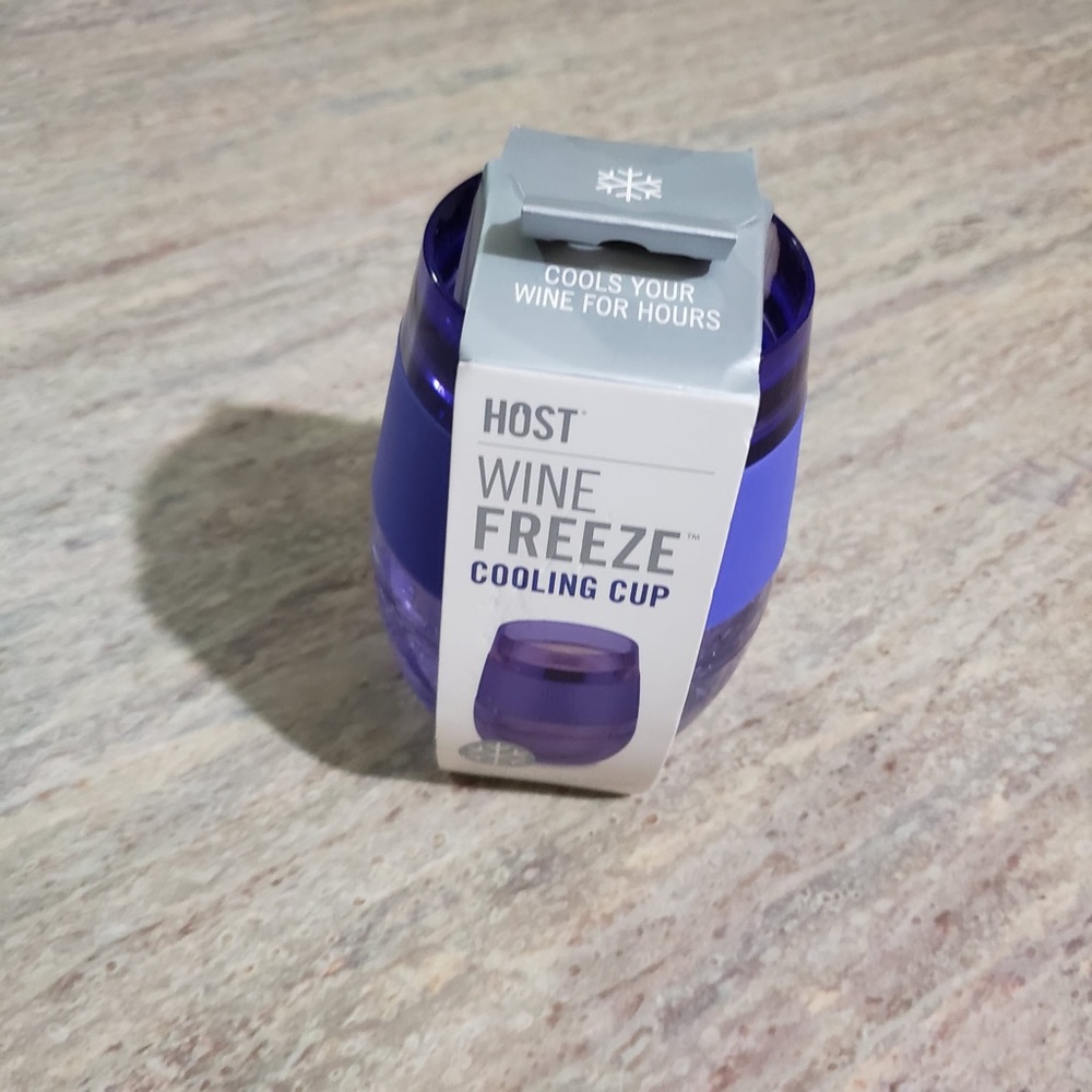 NWT Host Wine freeze cooling cup